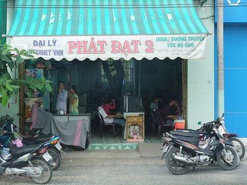 Vietnam Internet Cafe