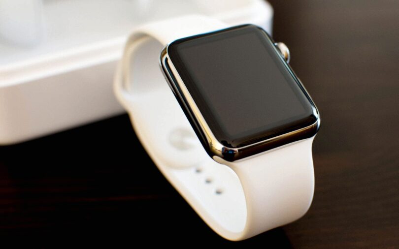 Apple Watch vor der Box