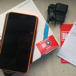 Packungsinhalt Lumia 640XL 2