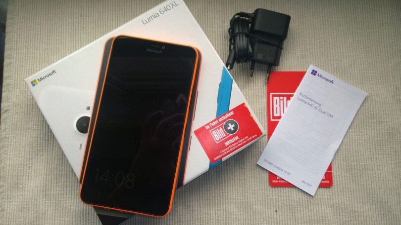 Packungsinhalt Lumia 640XL 2