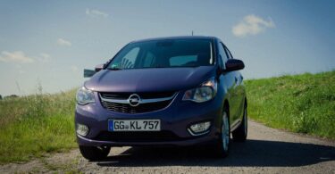 2015 Opel KARL - Front