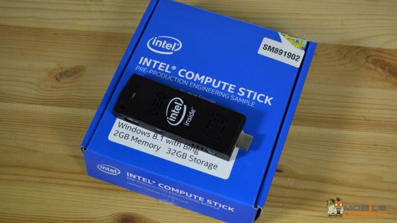 Intel Compute Stick auf Verpackung