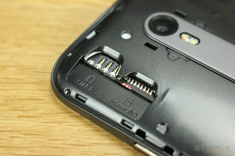 Motorola Moto G 2015: microSD- und SIM-Slot