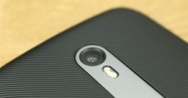 Motorola Moto G 2015: obere Rückseite