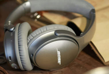 quietcomfort_35_wireless_headphones2-e1465290093477-810x456