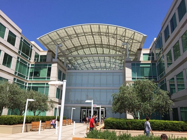 Apple, Apple Campus, Apple Park, Cupertino, Apple-Rundgang