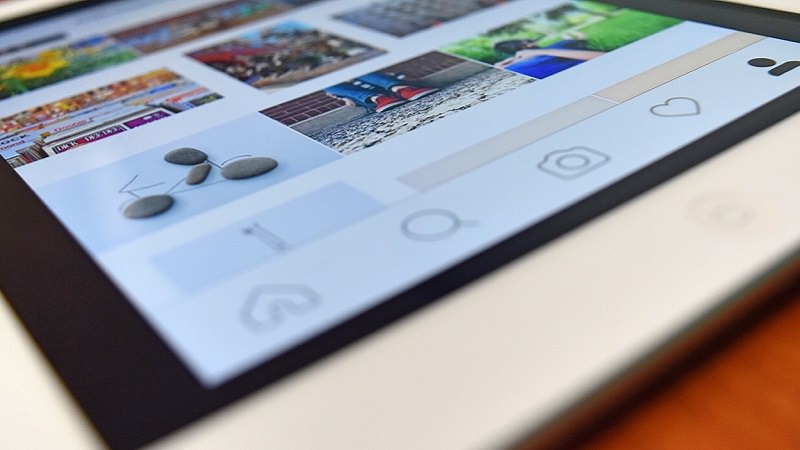 Instagram, Instagram Stories, Tablet, Instagram Stories auf Facebook