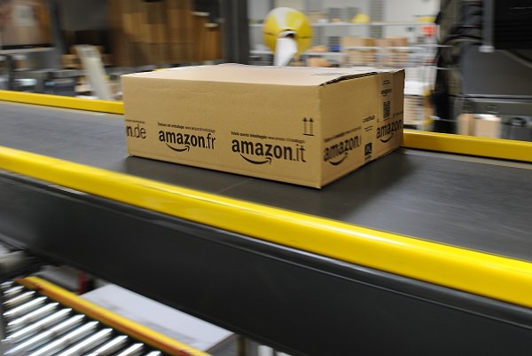 Amazon, Logistikzentrum