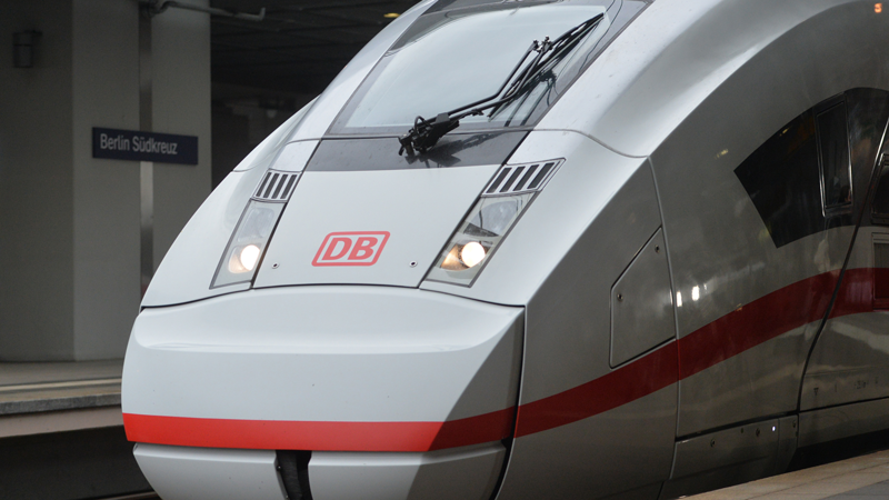 Einer der neuen ICE-4-Züge (Foto: Deutsche Bahn/Oliver Lang)
