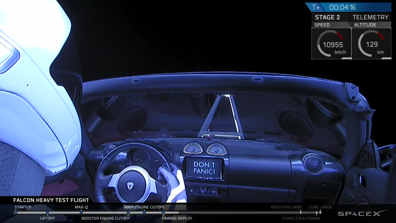 Heavy Falcon Tesla Roadster Don´t panic