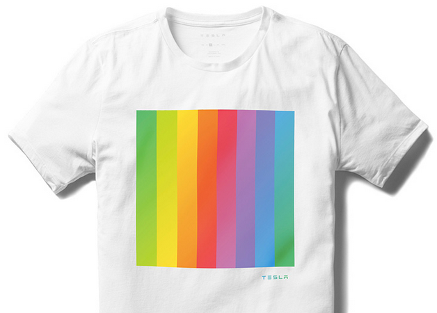 Pride-Shirt Tesla