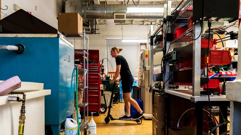 Roller Superpedestrian Büro