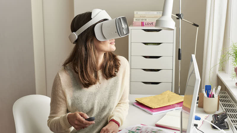 Lenovo Mirage Solo VR-Headset Test Magenta VR
