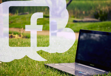 Facebook, Laptop, Rasen, Facebook-Verifizierung