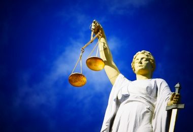 Justitia, Justizia, Recht, Gesetz, gesetzliche Änderungen