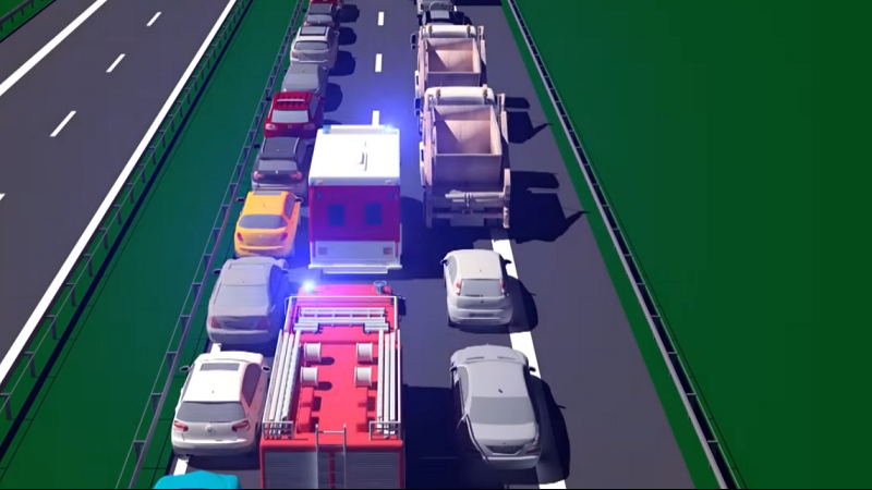 Rettungsgasse mit Rettungsfahrzeugen