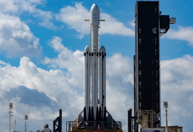 Falcon Heavy wartet auf Startsignal