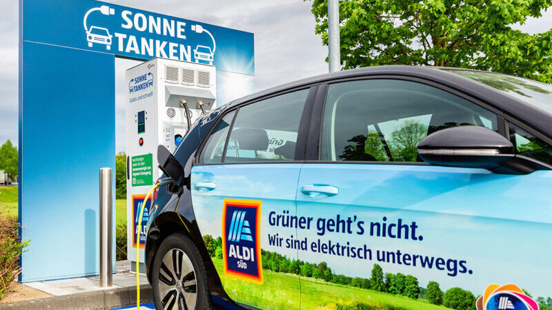 Aldi Süd, Elektrotankstelle, Ökostrom