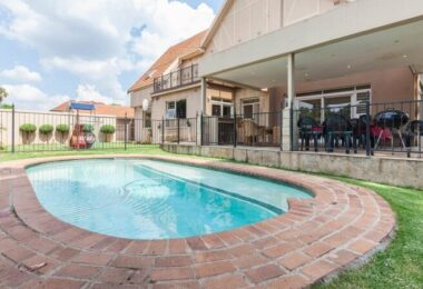 Airbnb, Johannesburg, Pool