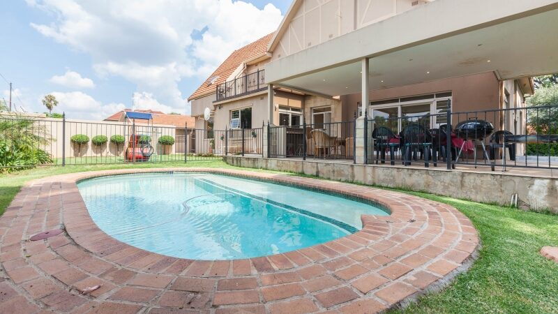 Airbnb, Johannesburg, Pool