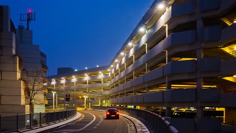 Parkplatz, Flughafen