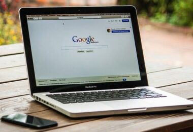 Google, Google-Suche, Macbook, Keyword-Recherche