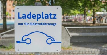 Elektroautos, Ladeplatz