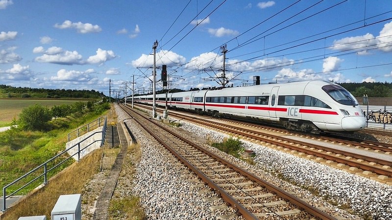 Deutsche Bahn, ICE, Zug, Fernverkehr, beliebteste Arbeitgeber