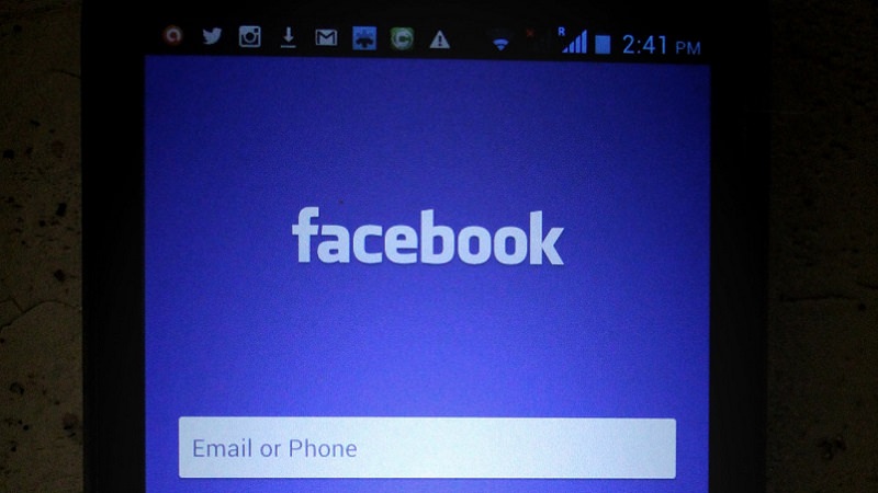 Facebook, Facebook-Login, Facebook-App, WhatsApp-Verbot