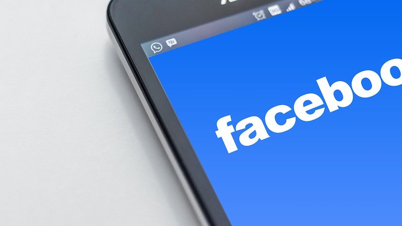 Facebook, Messenger, Macht