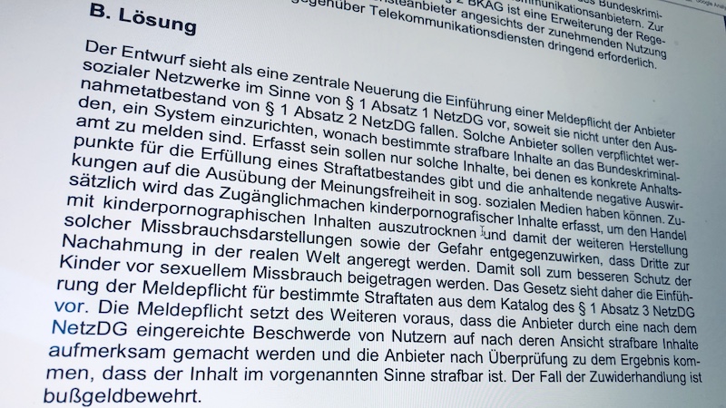 Gesetzentwurf, Behörden, Datenschutz, Passwort, Passwörter, soziale Medien