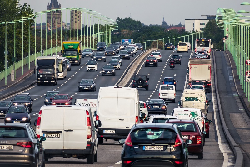 Köln Brücke, Verkehr, Berufsverkehr, Pendler, Stau