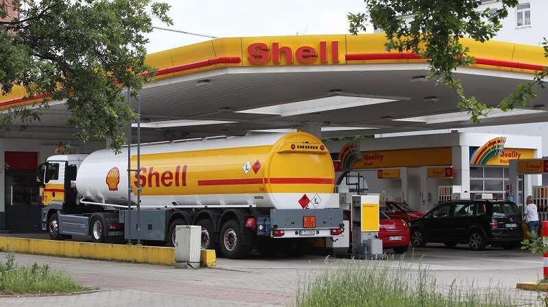 Shell Tankstelle, Diesel, Benzin, tanken