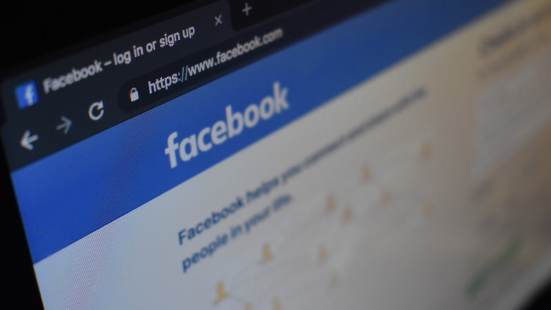 Facebook, Facebook Newsfeed, Facebook-Login, Facebook Fake News