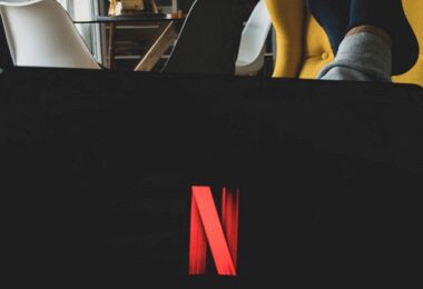 Netflix, Streaming, Tablet, Wohnzimmer, Netflix im Juni 2020