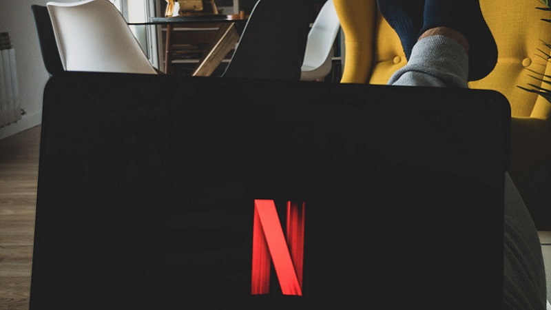 Netflix, Streaming, Tablet, Wohnzimmer, Netflix im Juni 2020