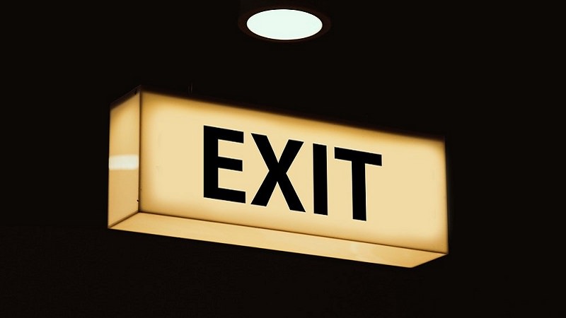 Exit, Ausgang, Exit-Schild, Abschluss, Probezeit-Kündigung, Probezeit kündigen