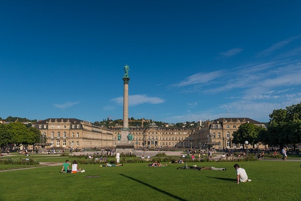 Stuttgart, Residenz, Schloss, neues Schloss, Denkmal, Durchschnittsgehalt