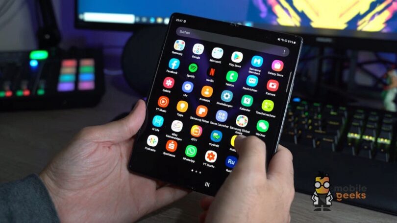 Samsung Galaxy Fold 2 5G Foldable Smartphone Test Review Mobilegeeks