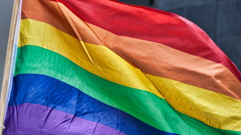 Regenbogenfahne, Transgender, nicht-binäre Geschlechtsidentität