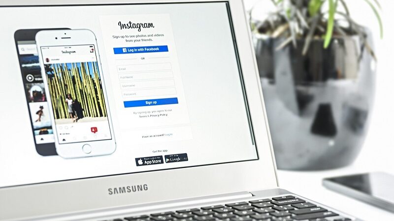 Instagram, Laptop, Instagram-Follower kaufen