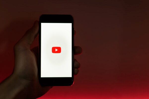 YouTube, App