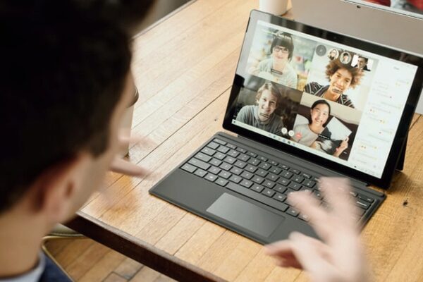 Videocall, Laptop, Surface