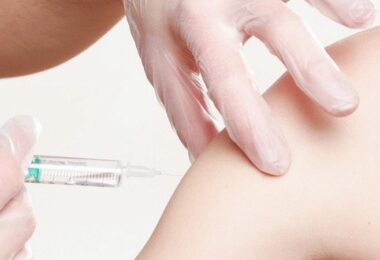 Impfung, Corona-Impfung, Corona-Impfpflicht für Arbeitnehmer