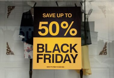 Black Friday, Rabatt, Schlussverkauf, Schaufenster, Black Friday Weekend