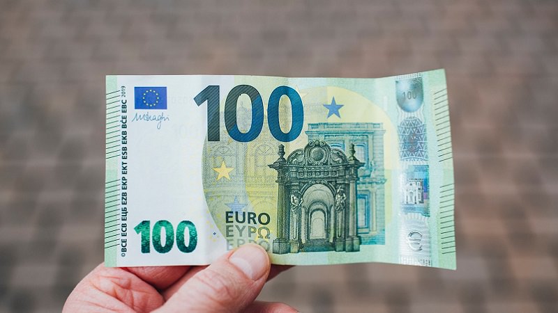 Geld, Geldschein, Bargeld, 100-Euro-Schein, Euro, älteste Dividenden-Aktien der Welt, älteste Dividenden-Zahler der Welt