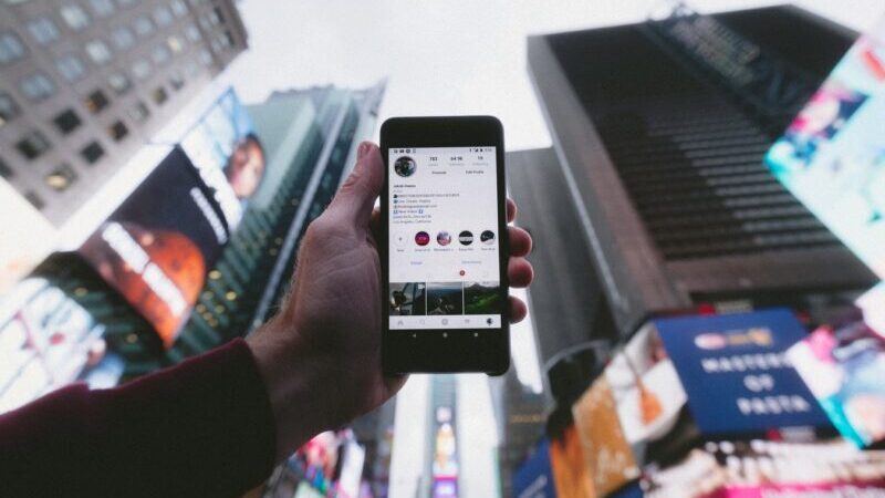 Social Media, Instagram, Smartphone, Social-Media-Werbung