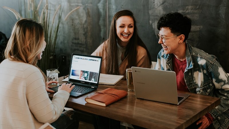 Gespräch, Unterhaltung, Office Chat, Office Talk, Tipps für Small Talk im Büro