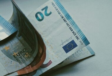 Euro, Euro-Scheine, Geld, Geldscheine, Banknoten, beste Dividendenrendite in Deutschland, beste Dividendenaktien Deutschlands, beste deutsche Dividendenaktien