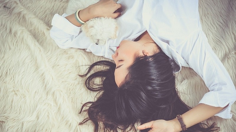 Schlaf, Mittagsschlaf im Büro, Power Nap im Office